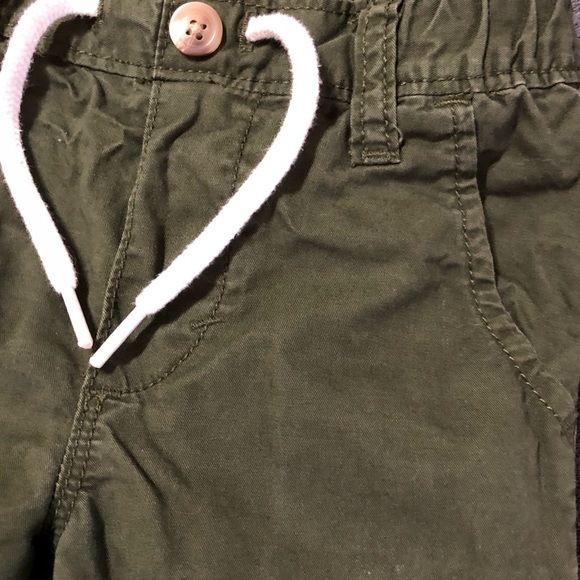 Old Navy • Green Drawstring Button-Up Khaki Pants - Picture 6 of 9